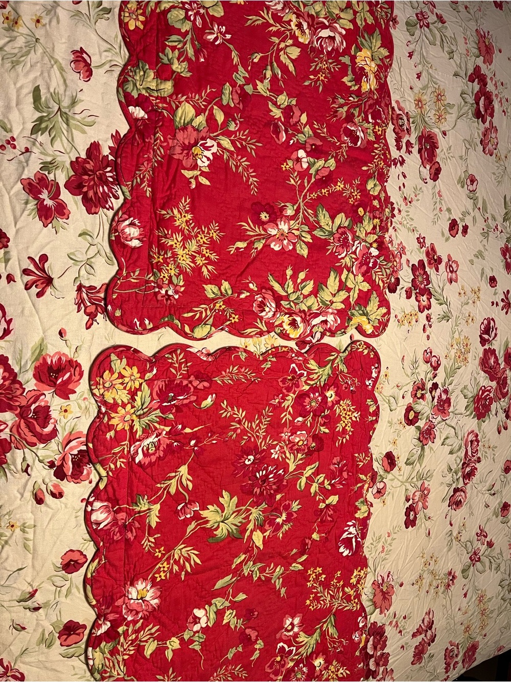 Pottery Barn Cream & dark red/pink floral  cotton linen duvet cover & shams - Picture 8 of 9